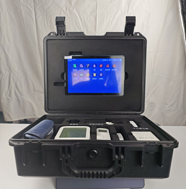 便攜式健康體檢一體機箱內實拍